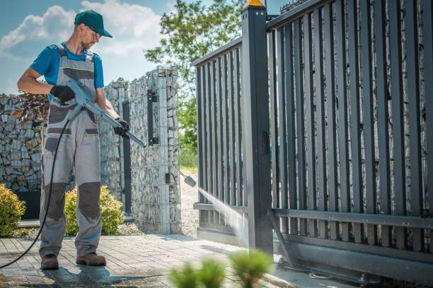 Best Warehouse Cleaning  in Roseto, PA